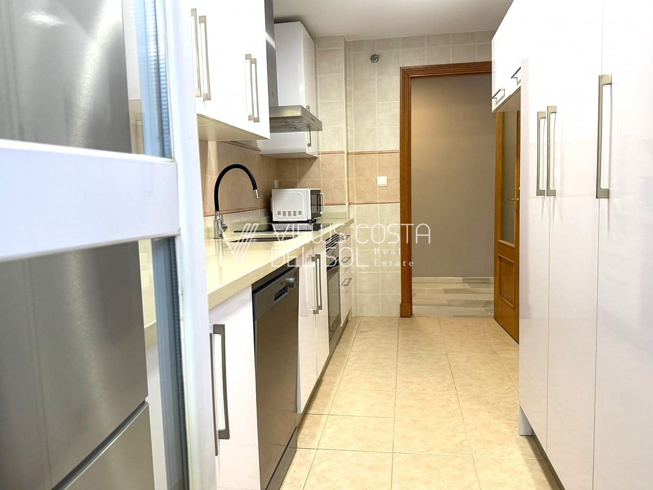 2 soverom Leilighet til salgs i Caleta de Velez med svømmebasseng - € 329 000 (Ref: 9809842)