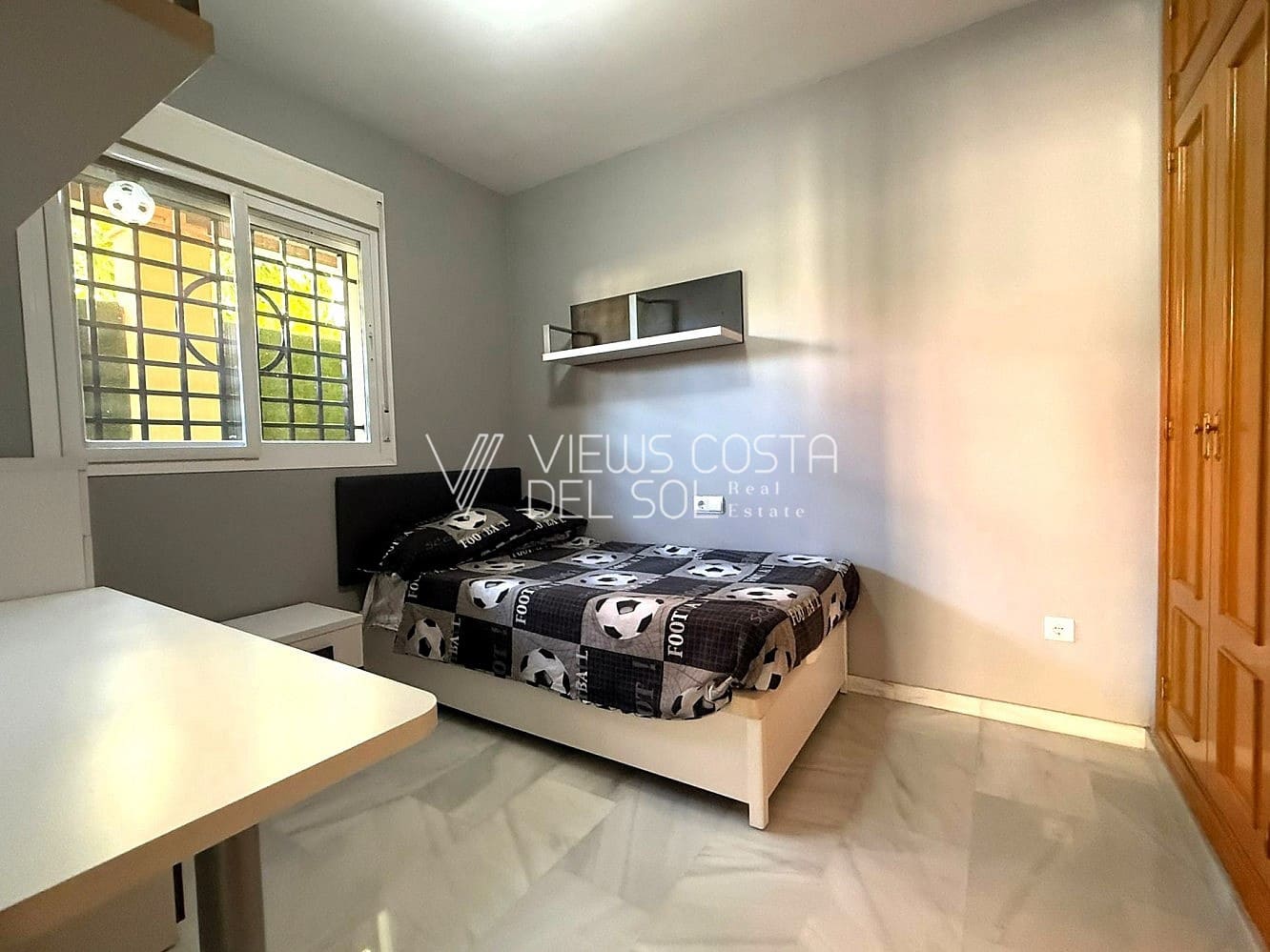 2 soverom Leilighet til salgs i Caleta de Velez med svømmebasseng - € 329 000 (Ref: 9809842)