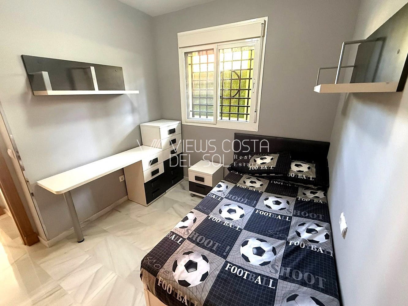 2 soverom Leilighet til salgs i Caleta de Velez med svømmebasseng - € 329 000 (Ref: 9809842)