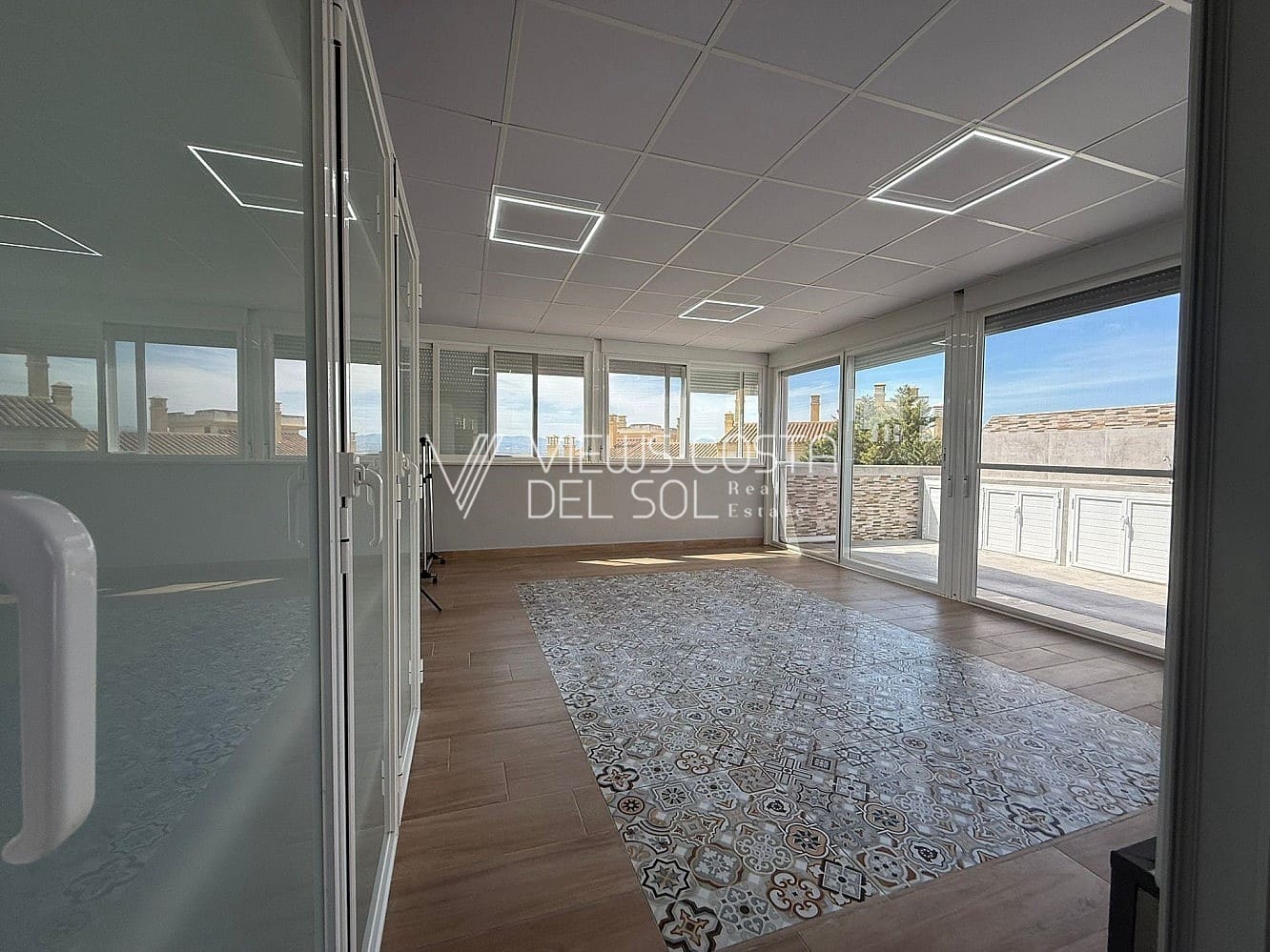 2 soverom Leilighet til salgs i Caleta de Velez med svømmebasseng - € 329 000 (Ref: 9809842)