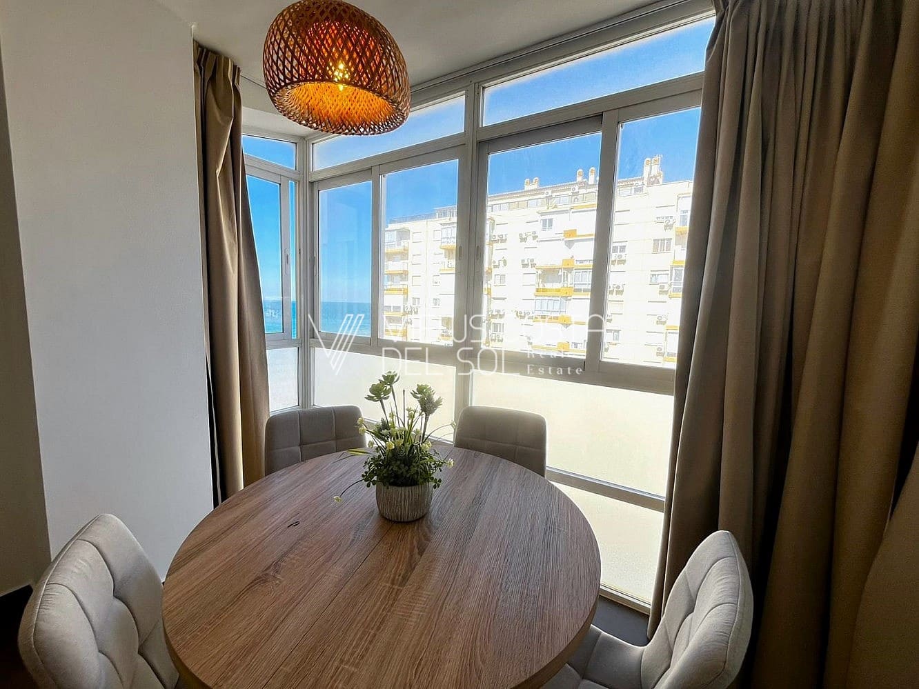 1 quarto Apartamento para venda em Algarrobo Costa com piscina - 215 000 € (Ref: 9814749)