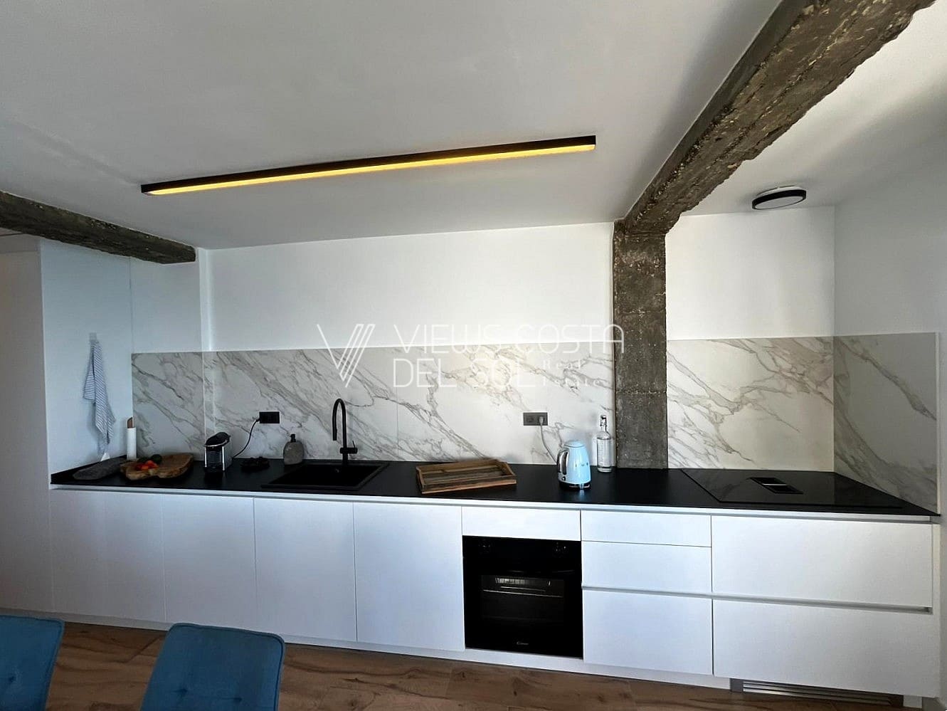 2 Zimmer Apartment zu verkaufen in Algarrobo Costa mit Pool - 480.000 € (Ref: 9816418)