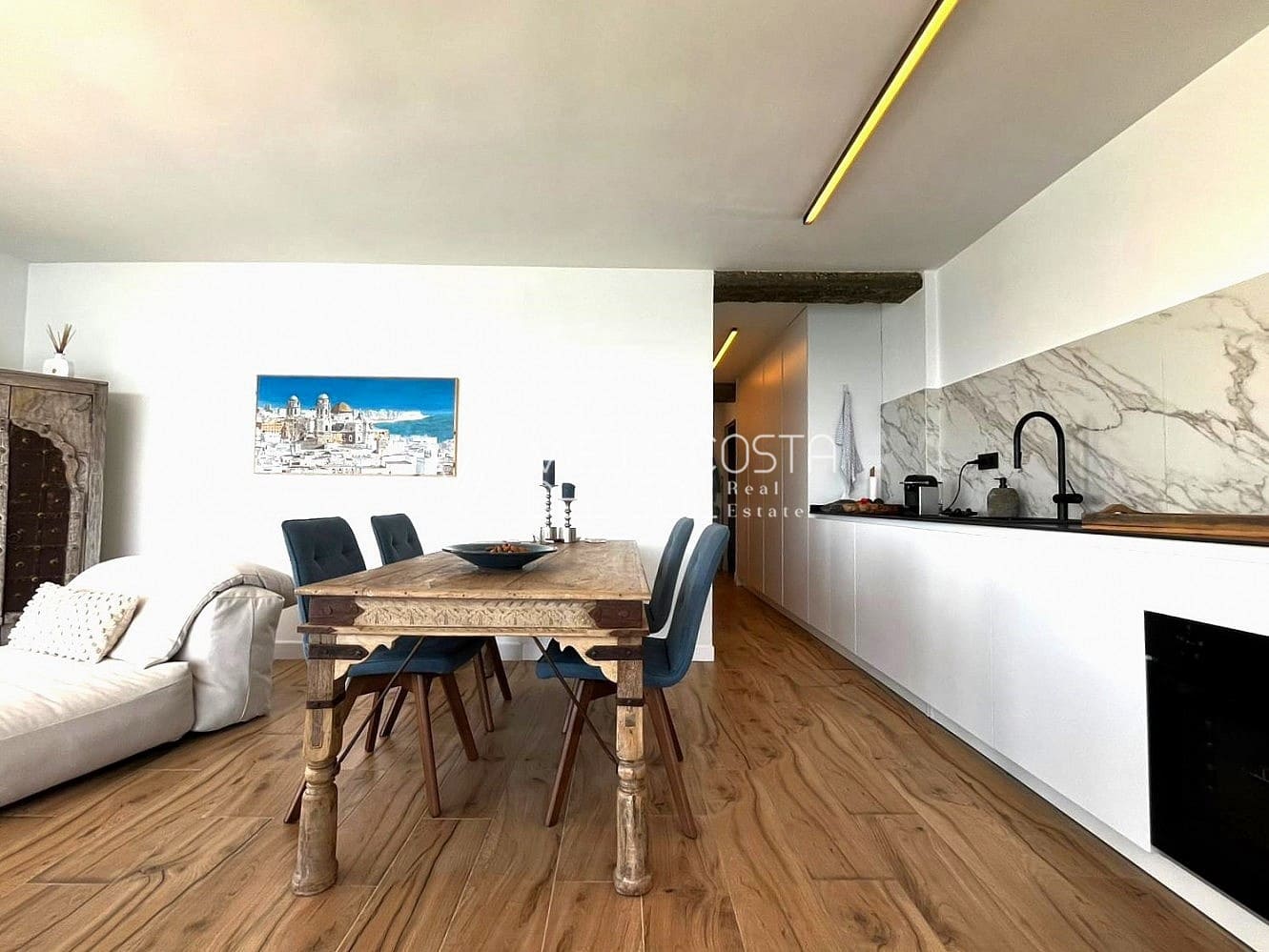 2 Zimmer Apartment zu verkaufen in Algarrobo Costa mit Pool - 480.000 € (Ref: 9816418)