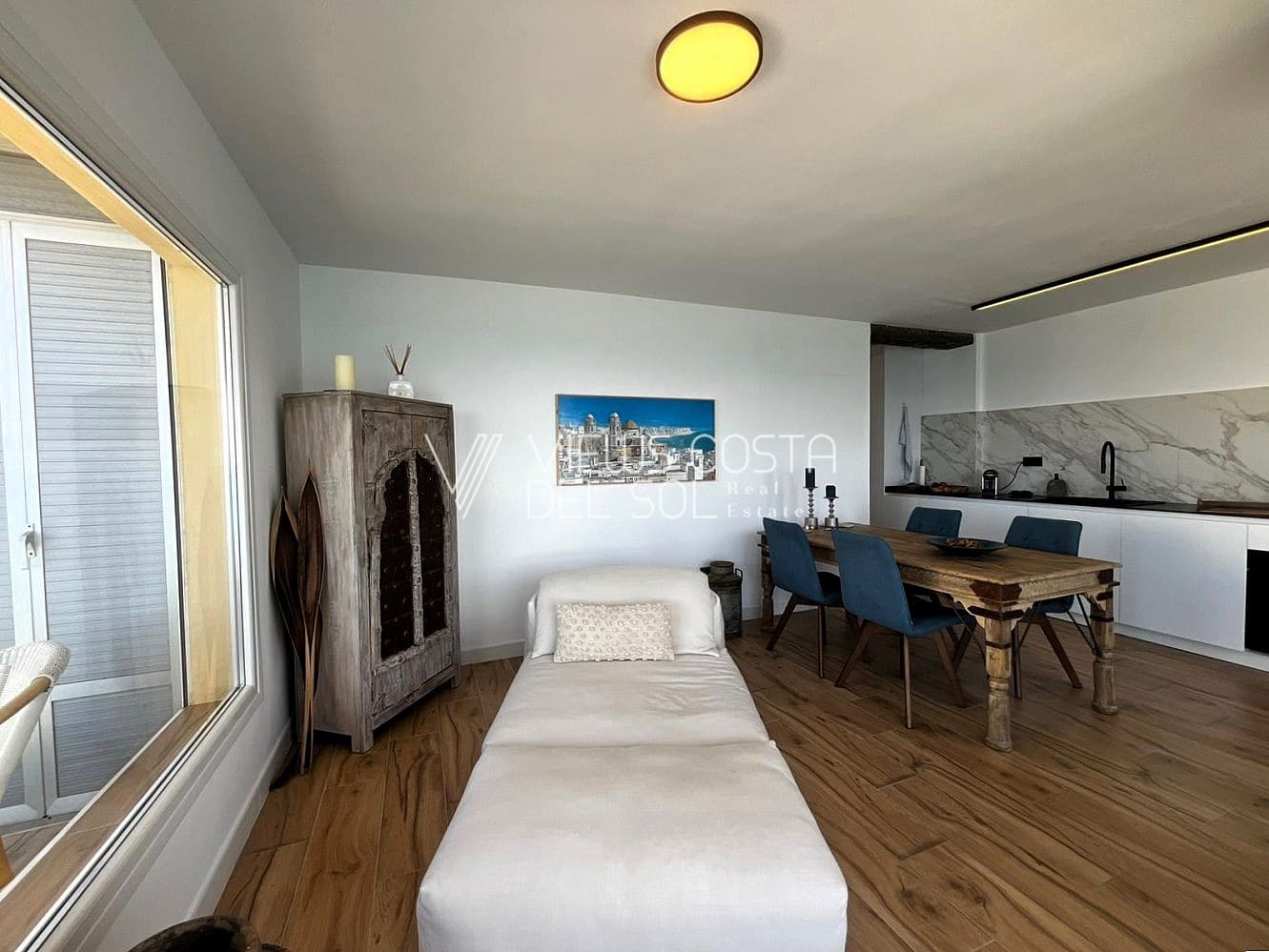 2 Zimmer Apartment zu verkaufen in Algarrobo Costa mit Pool - 480.000 € (Ref: 9816418)