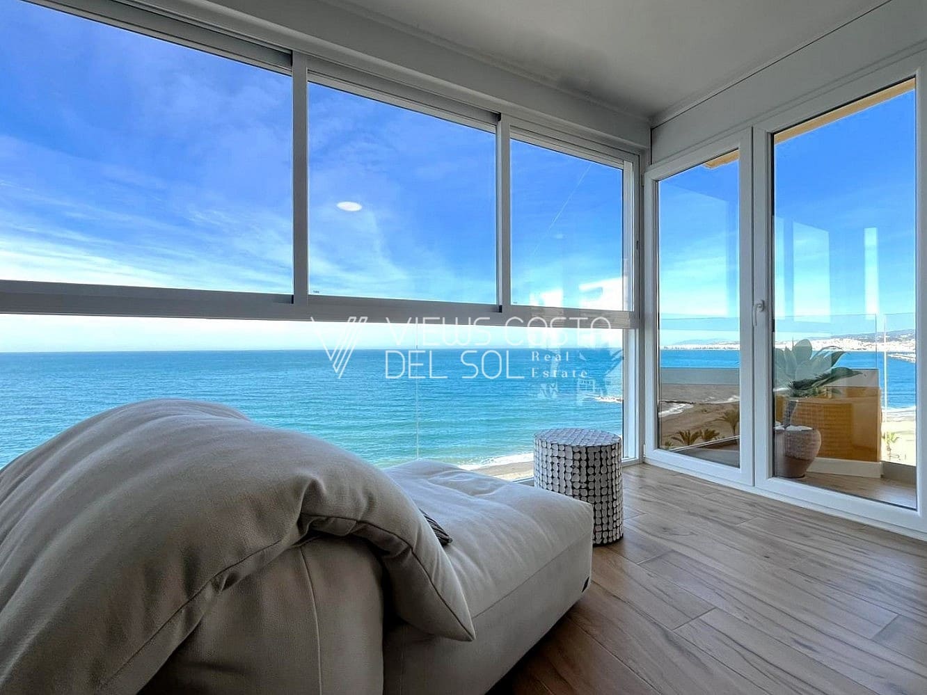 2 Zimmer Apartment zu verkaufen in Algarrobo Costa mit Pool - 480.000 € (Ref: 9816418)