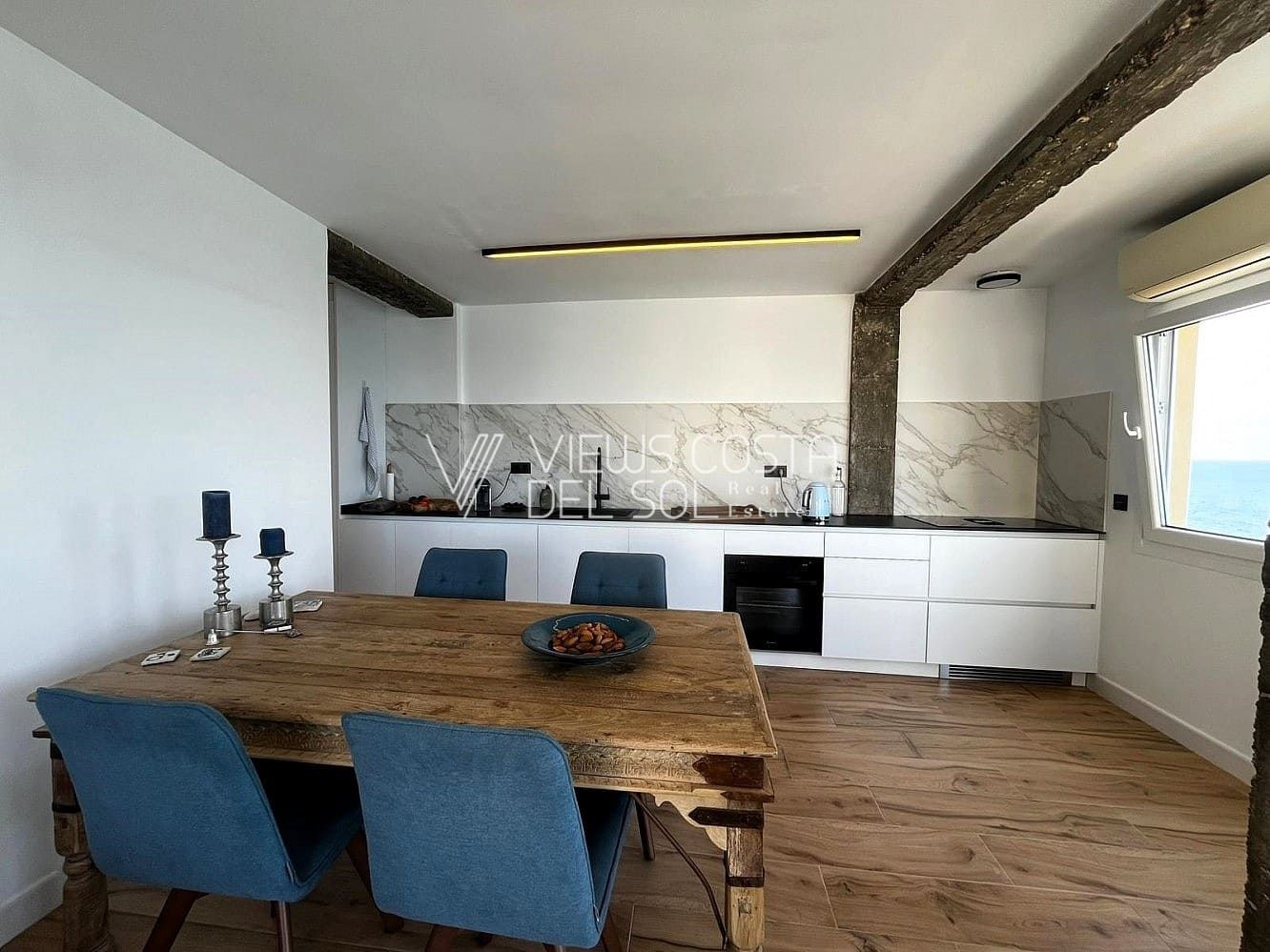 2 Zimmer Apartment zu verkaufen in Algarrobo Costa mit Pool - 480.000 € (Ref: 9816418)
