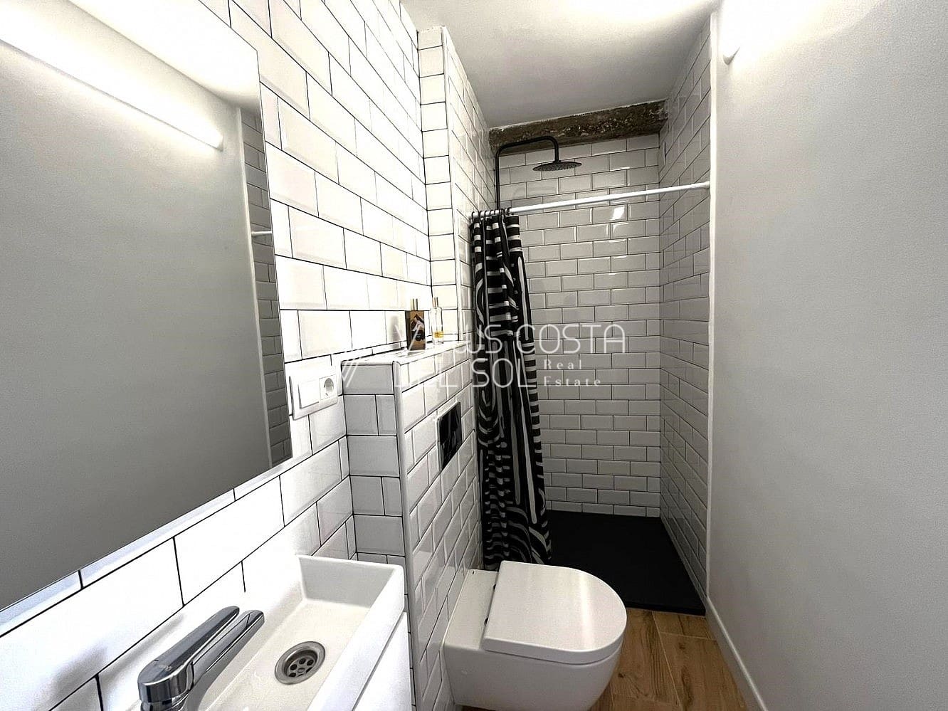 2 Zimmer Apartment zu verkaufen in Algarrobo Costa mit Pool - 480.000 € (Ref: 9816418)
