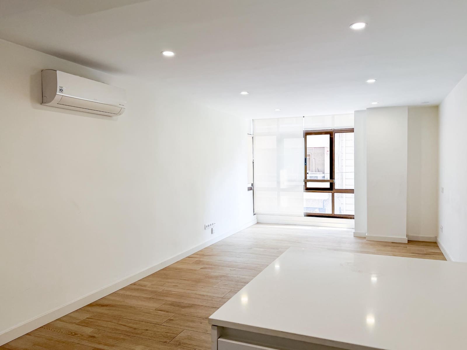 2 sovrum Lägenhet att hyra i Valencia stad med garage - 1 750 € (Ref: 9867326)