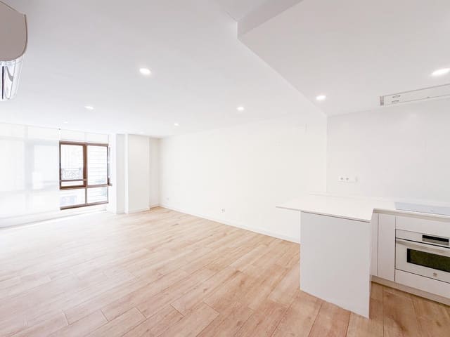 2 sovrum Lägenhet att hyra i La Gran Via, Valencia stad med garage - 1 750 € (Ref: 9867326)