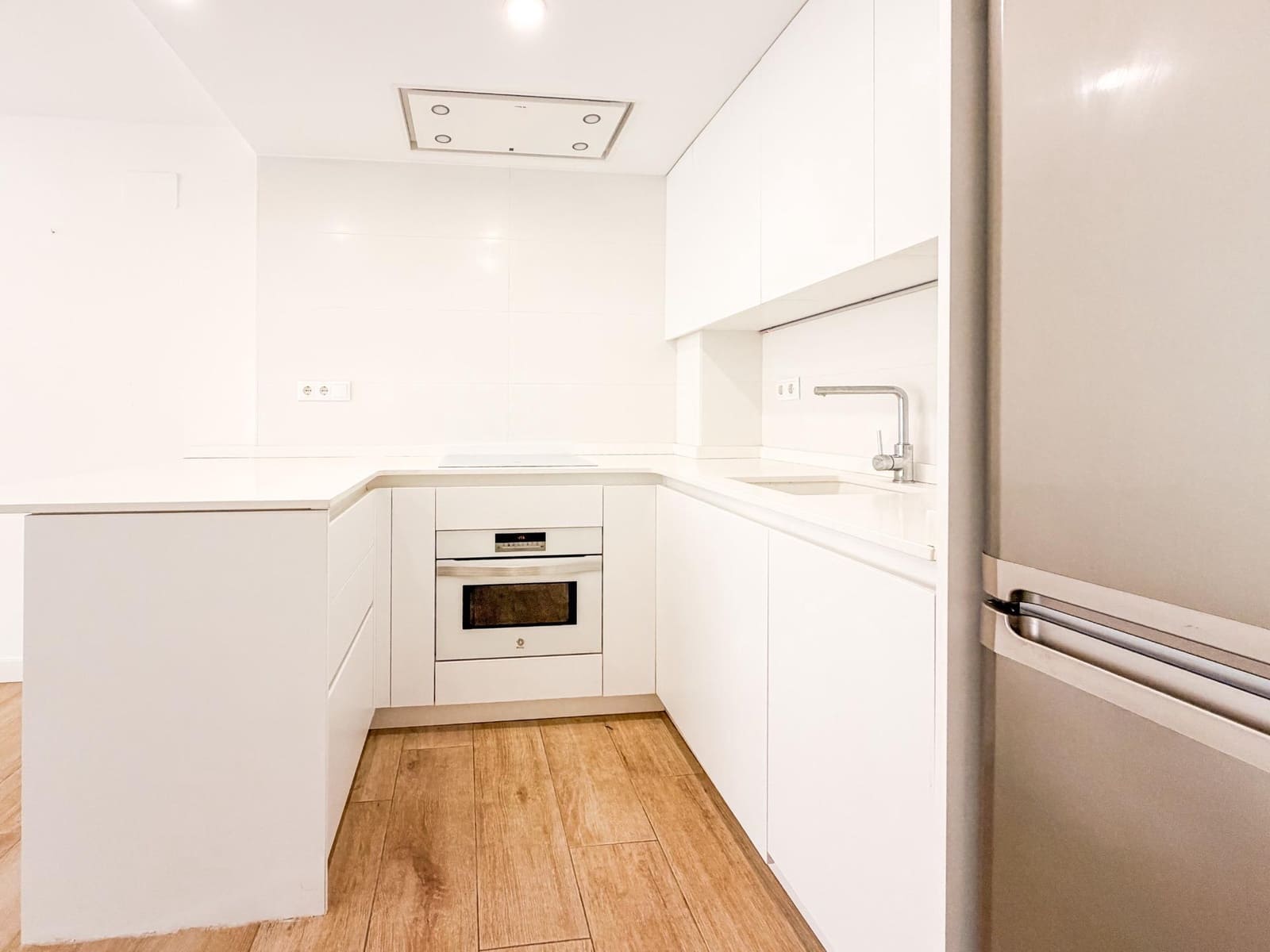 2 sovrum Lägenhet att hyra i Valencia stad med garage - 1 750 € (Ref: 9867326)