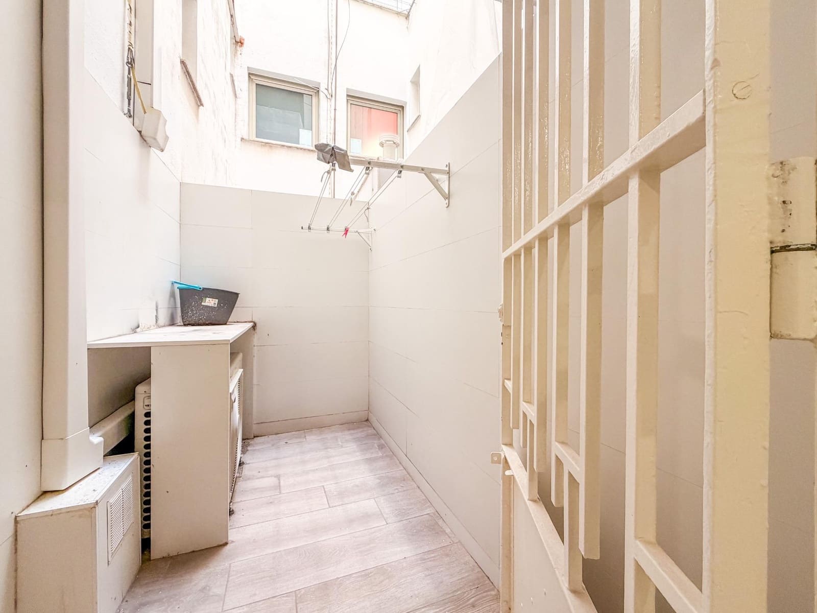 2 sovrum Lägenhet att hyra i Valencia stad med garage - 1 750 € (Ref: 9867326)