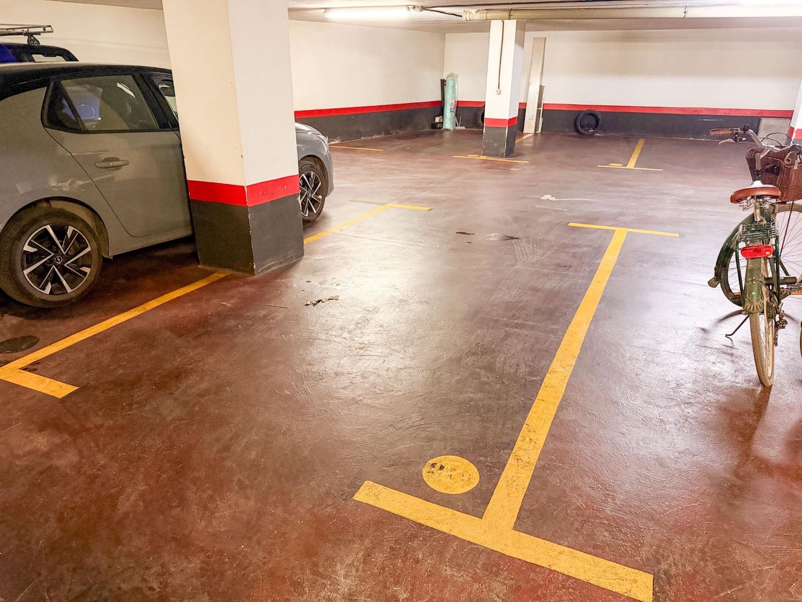 2 sovrum Lägenhet att hyra i Valencia stad med garage - 1 750 € (Ref: 9867326)