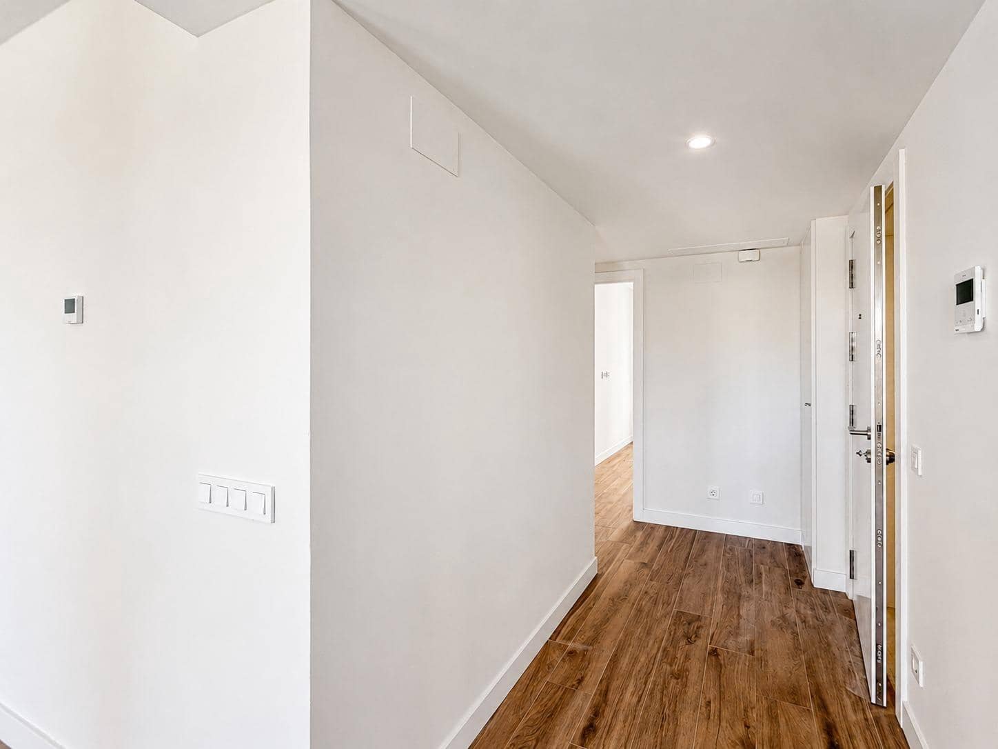 3 slaapkamer Flat te huur in Valencia stad met garage - € 1.500 (Ref: 9867332)