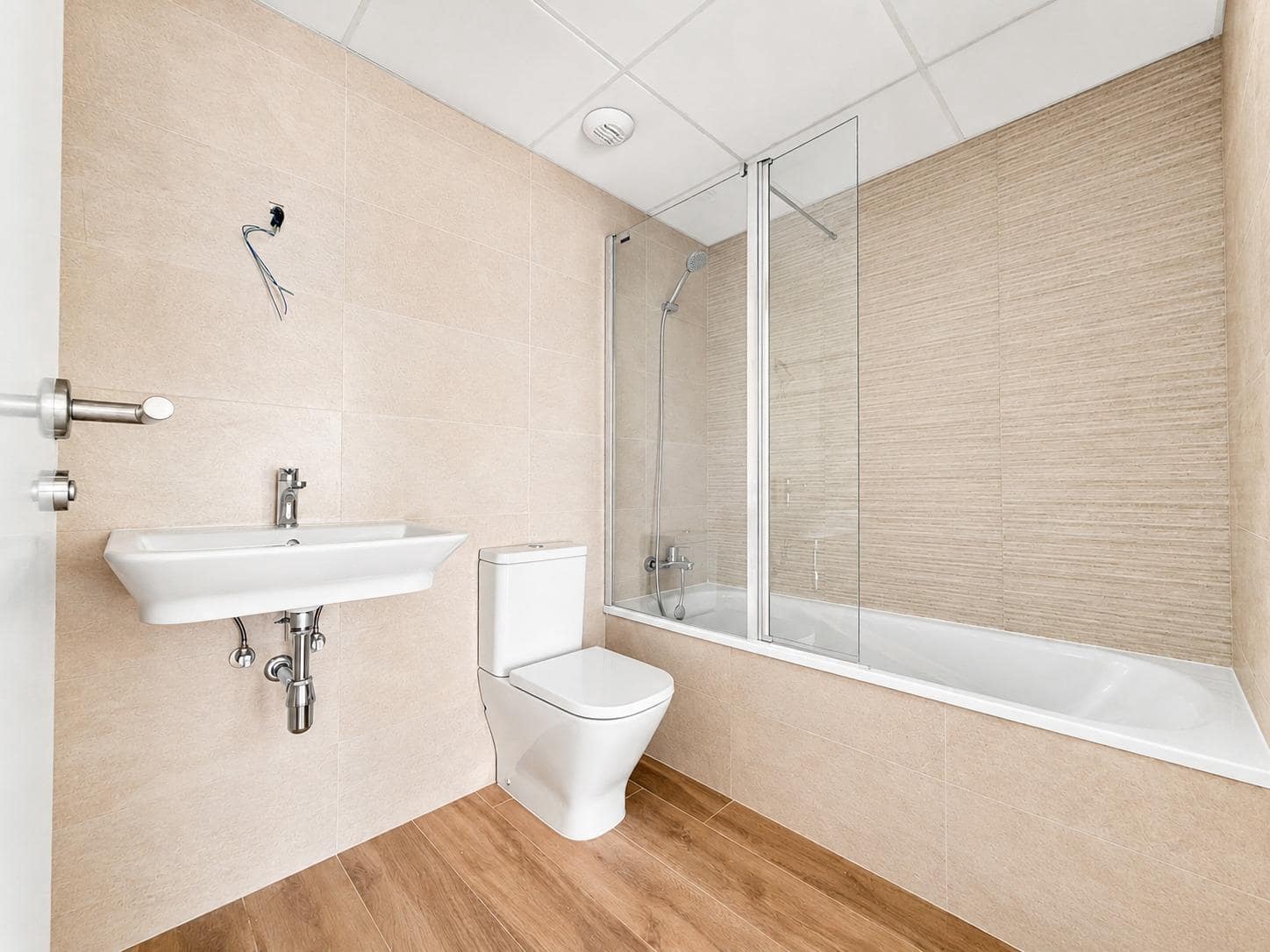 3 slaapkamer Flat te huur in Valencia stad met garage - € 1.500 (Ref: 9867332)