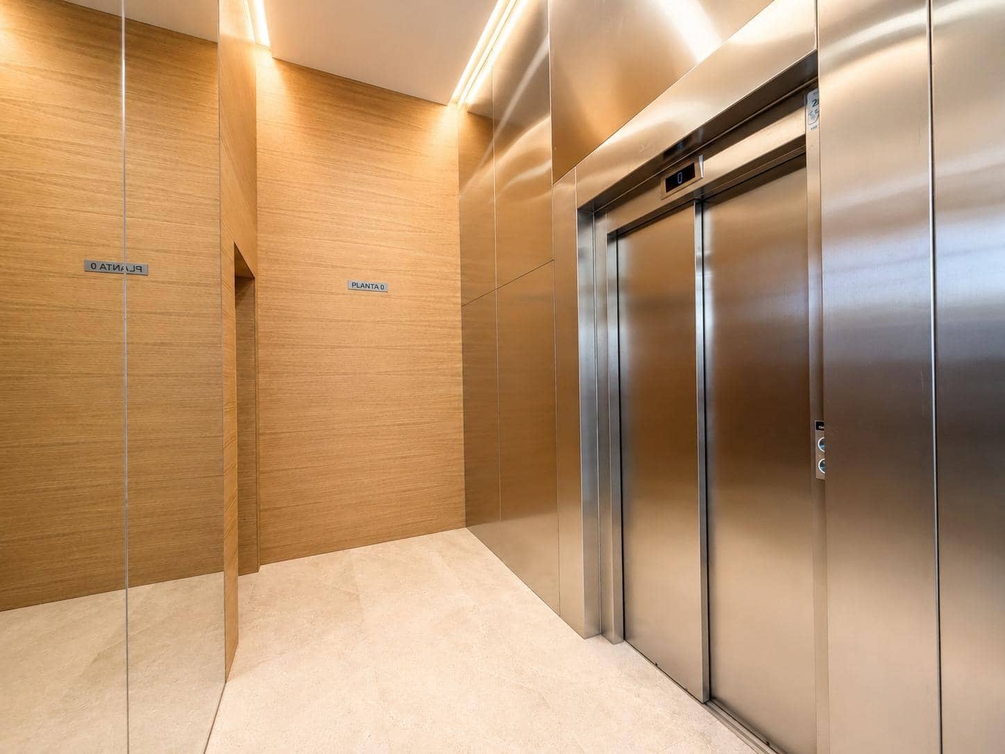 3 slaapkamer Flat te huur in Valencia stad met garage - € 1.500 (Ref: 9867332)