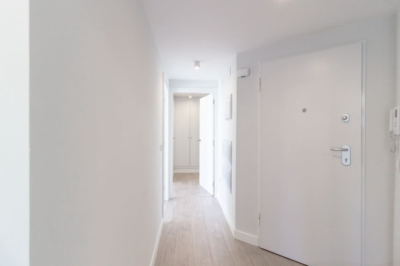 2 bedroom Flat for rent in Valencia city with garage - € 1,550 (Ref: 9867334)