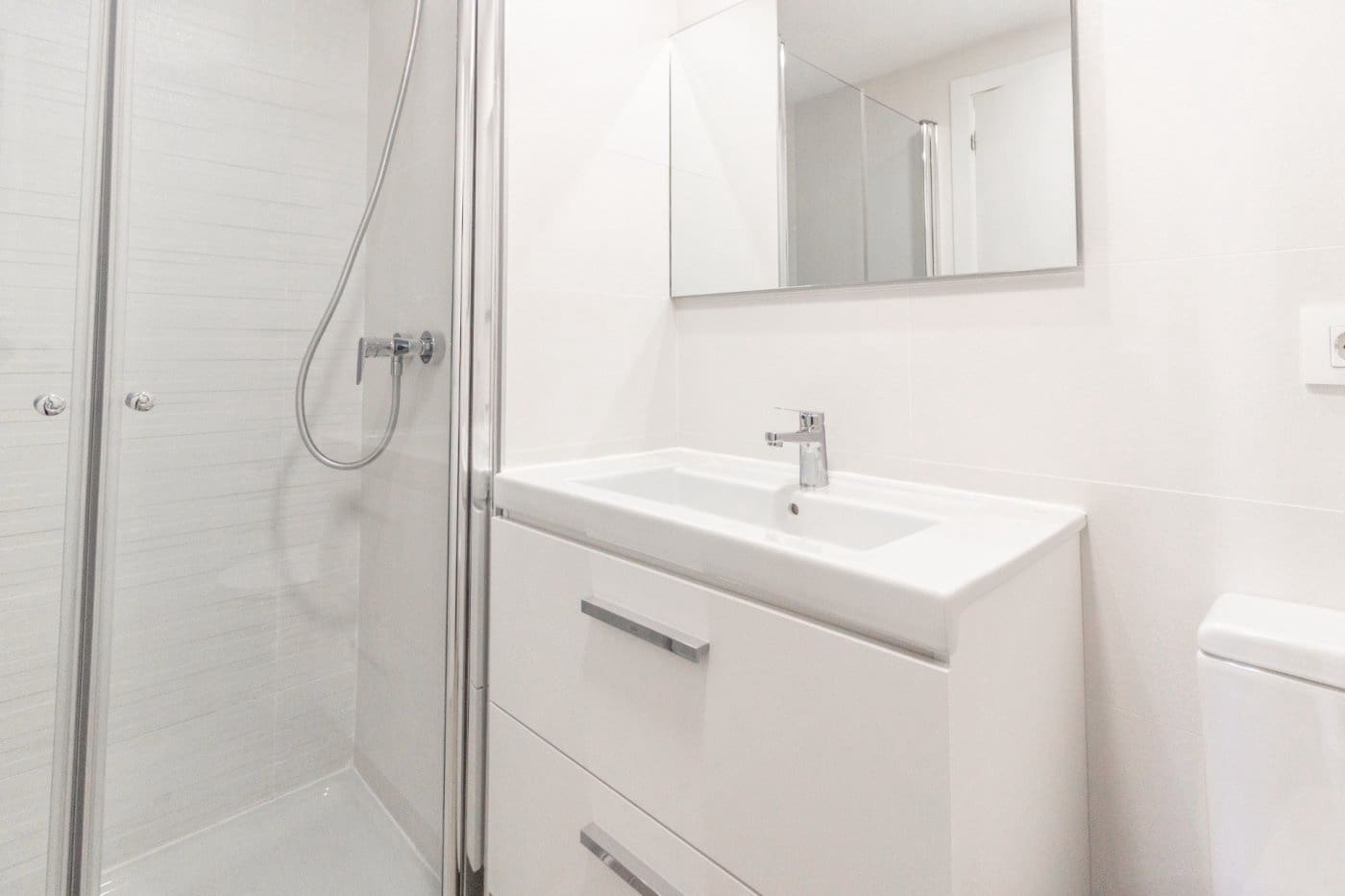2 bedroom Flat for rent in Valencia city with garage - € 1,550 (Ref: 9867334)