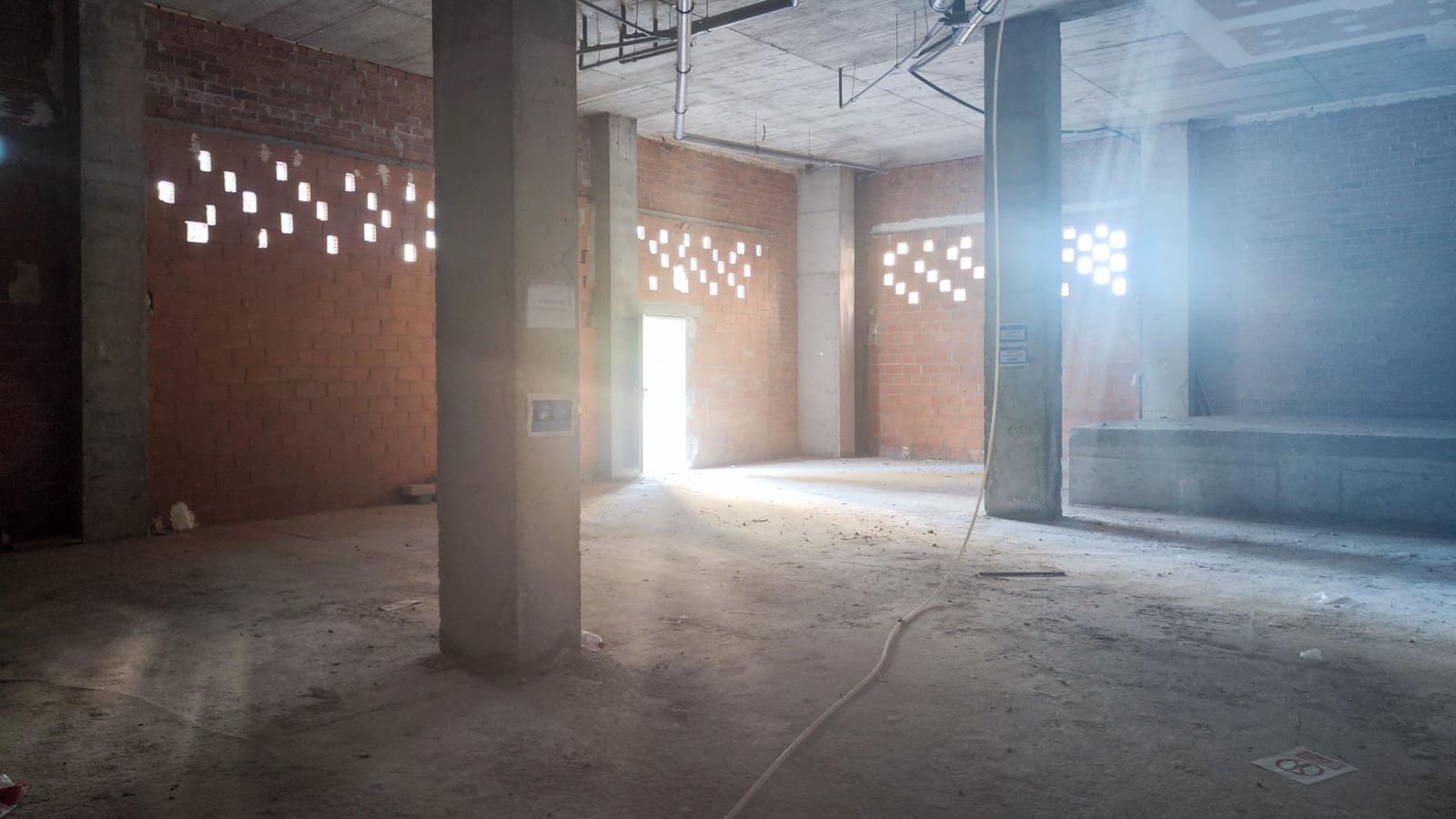 Kaupallinen vuokrattavana paikassa Valencia kaupunki - 3 000 € (Ref: 9867335)