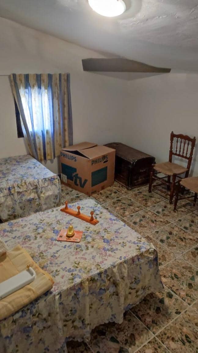 5 bedroom Townhouse for sale in Alcaraz - € 21,000 (Ref: 9867336)