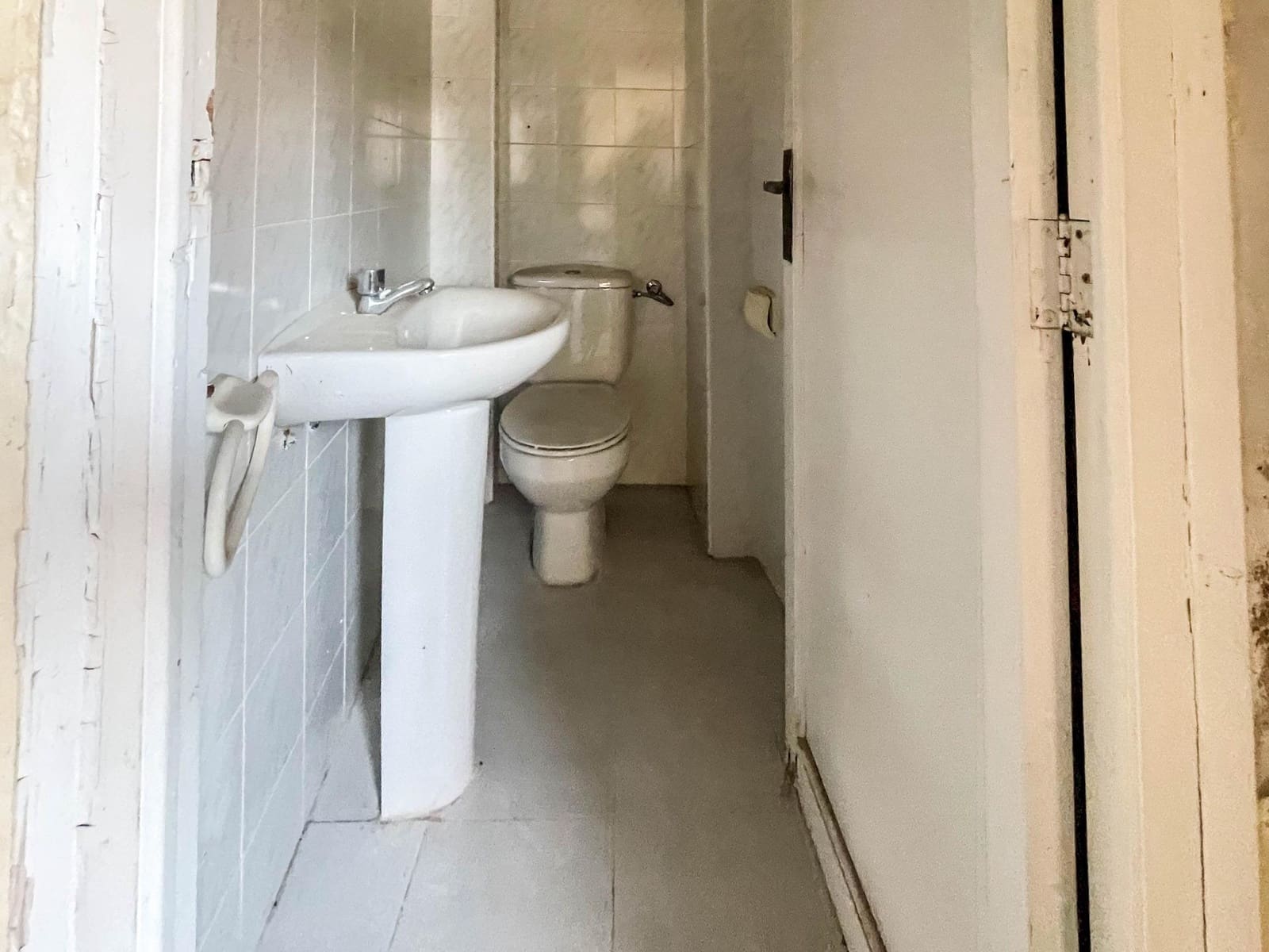 Kommersiell til salgs i La Torre - € 1 050 000 (Ref: 9867339)