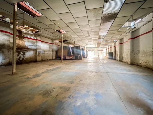 Kommersiell til salgs i La torre, Valencia by - € 1 050 000 (Ref: 9867339)