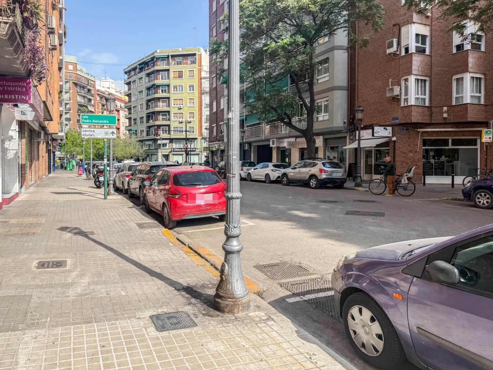 Kommersiell til salgs i Valencia by - € 180 000 (Ref: 9867340)