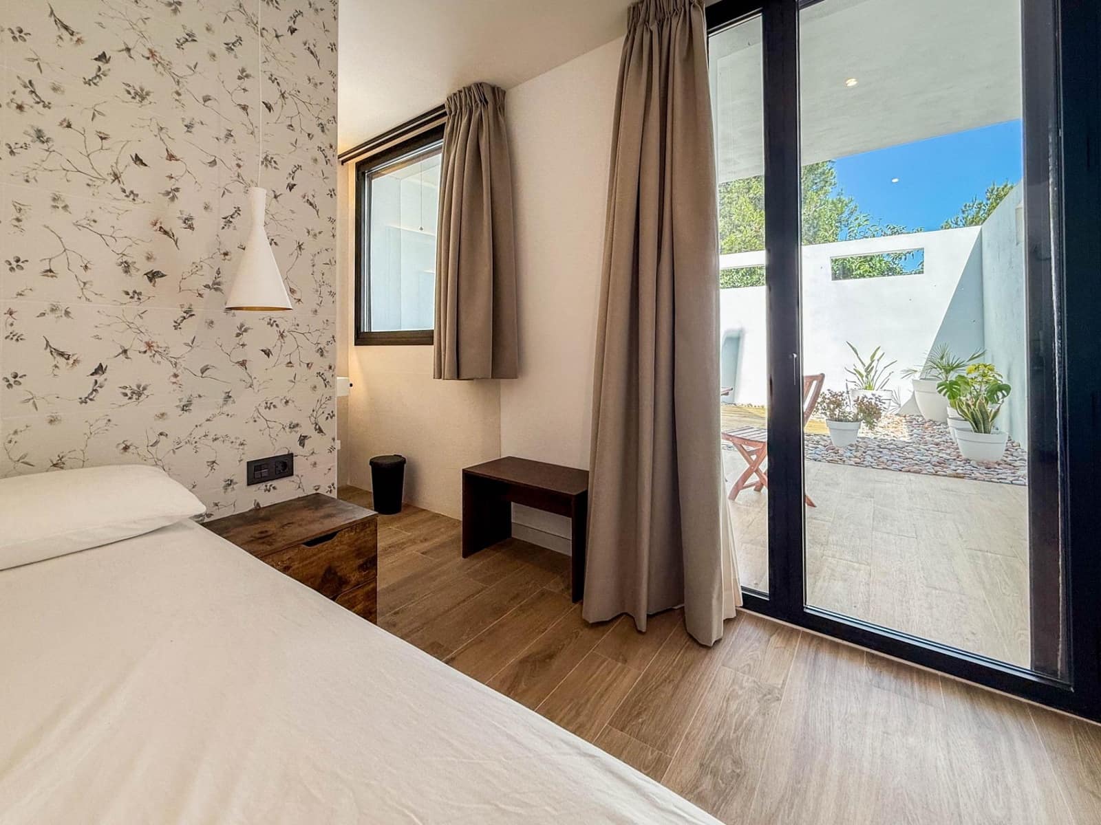 3 chambre Hôtel à vendre à Chella - 720 000 € (Ref: 9867342)