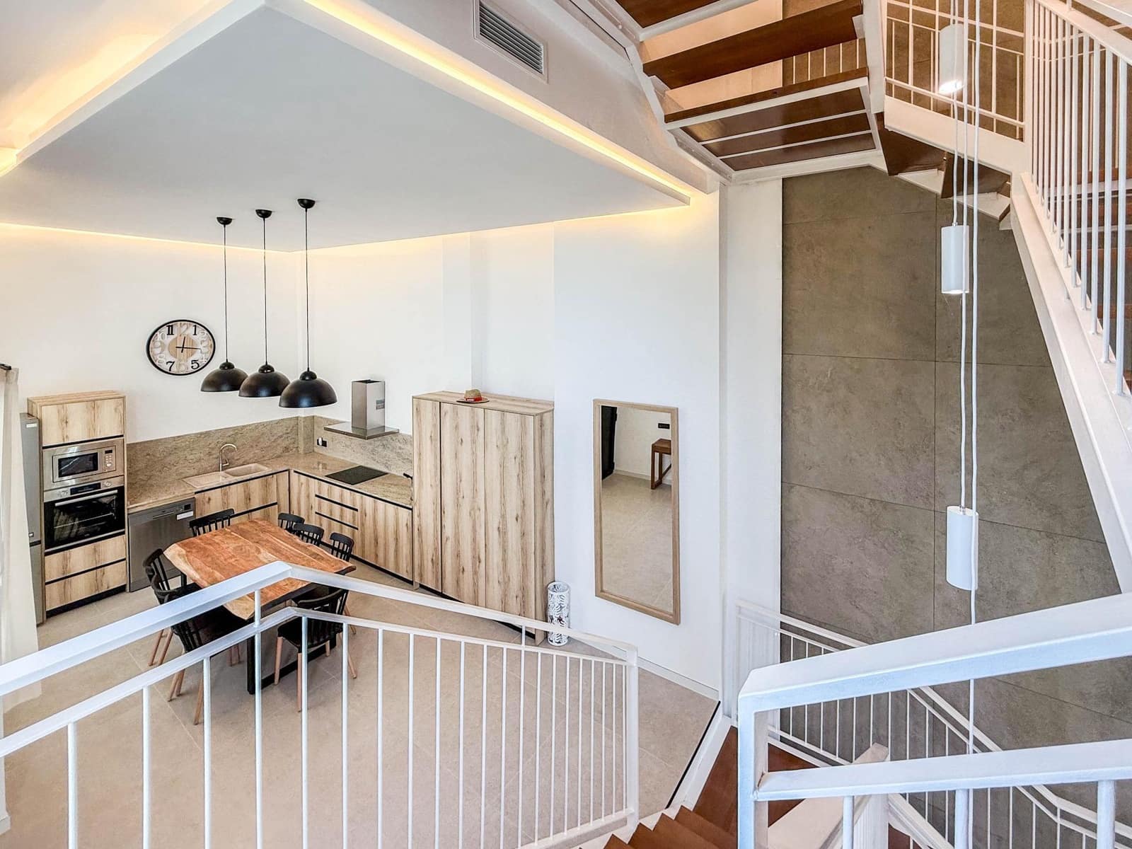 3 chambre Hôtel à vendre à Chella - 720 000 € (Ref: 9867342)
