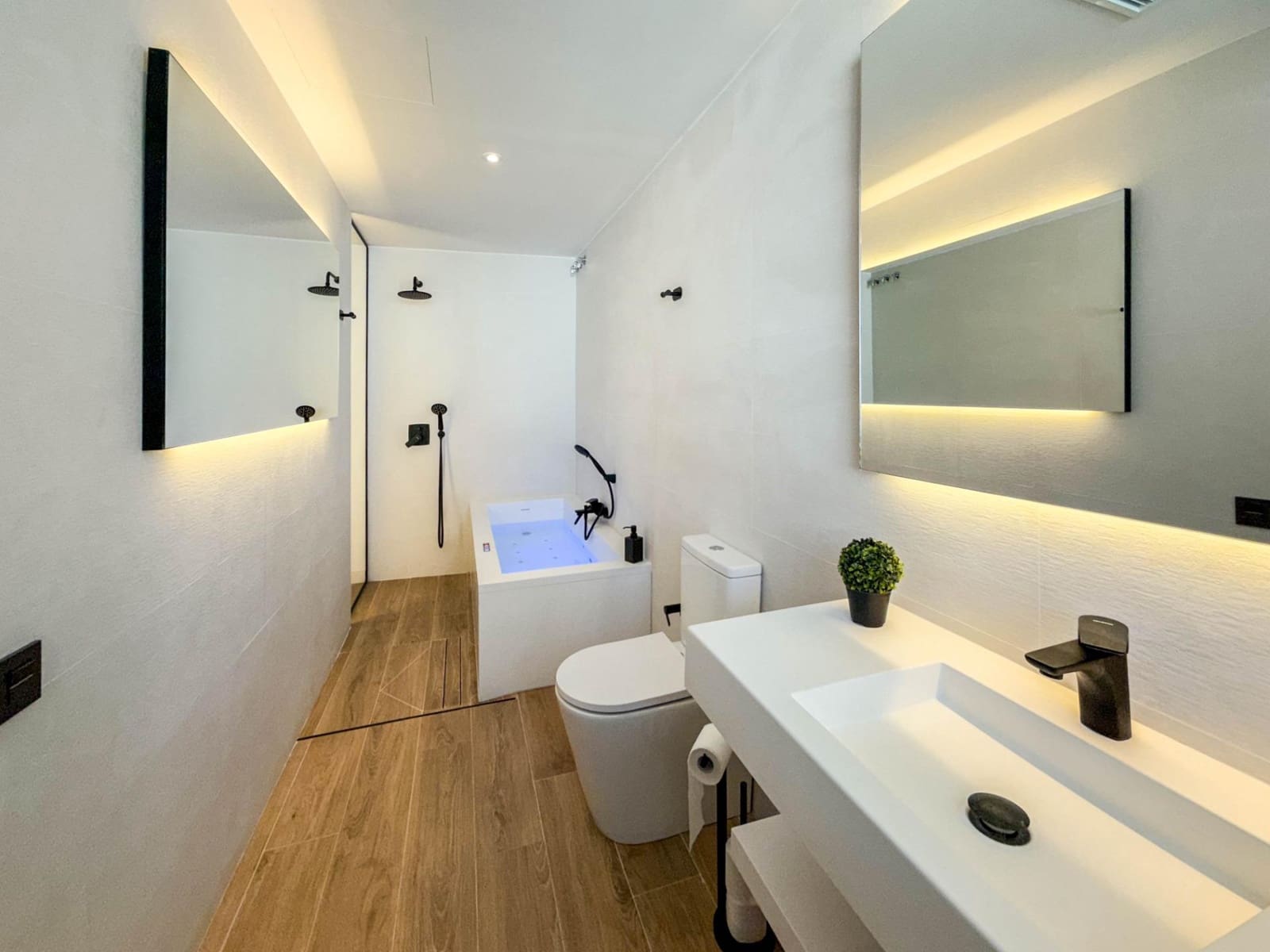 3 chambre Hôtel à vendre à Chella - 720 000 € (Ref: 9867342)