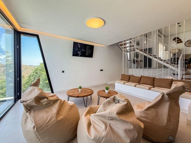 3 chambre Hôtel à vendre à Chella - 720 000 € (Ref: 9867342)