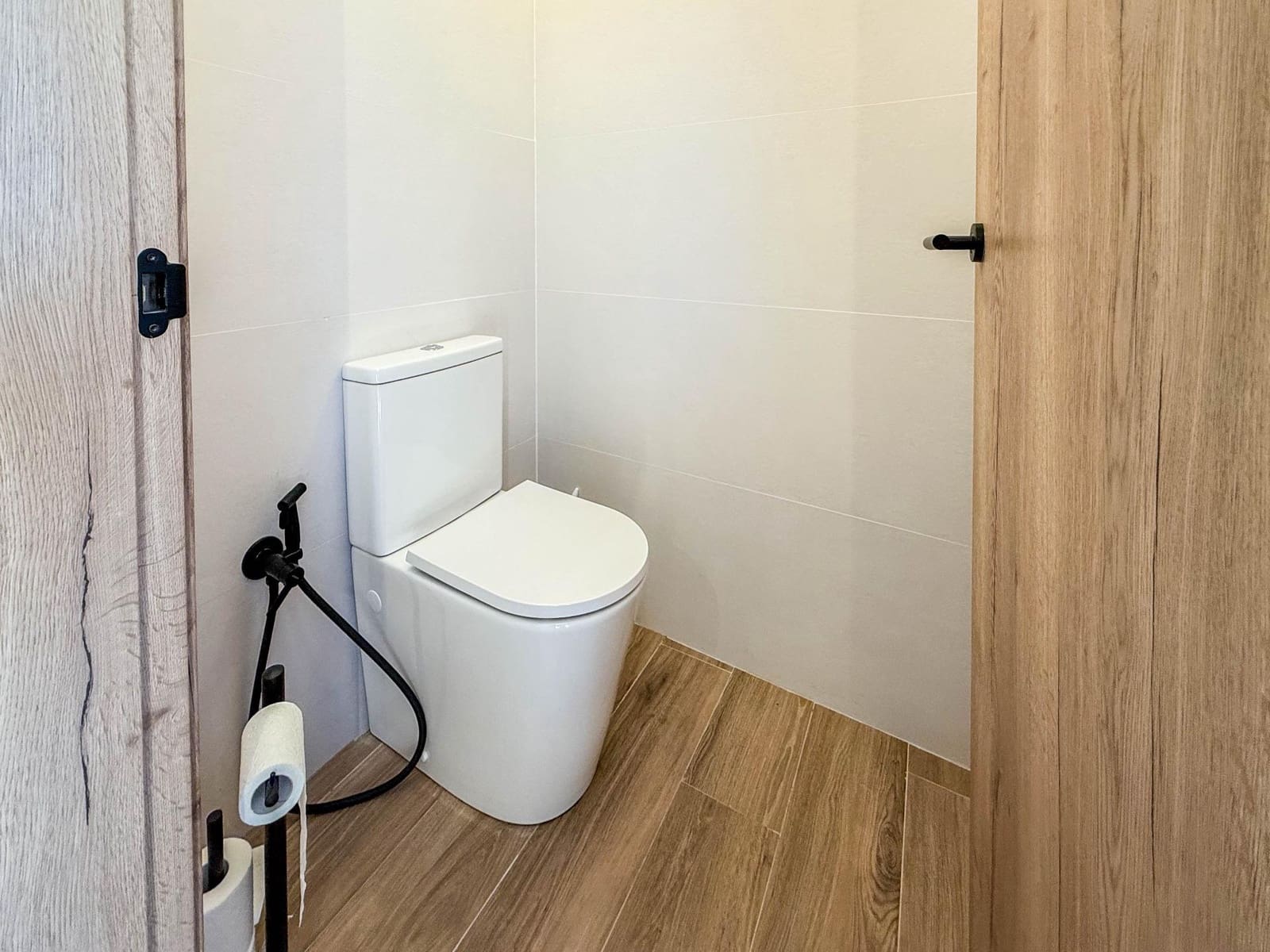 3 chambre Hôtel à vendre à Chella - 720 000 € (Ref: 9867342)