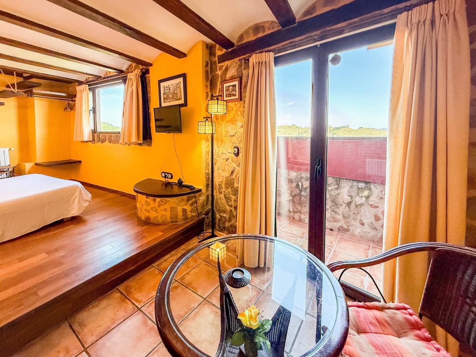 6 chambre Hôtel à vendre à Chella - 1 250 000 € (Ref: 9867343)