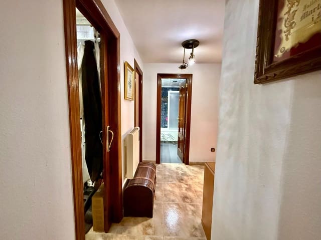 4 soveværelse Lejlighed til salg i Malilla, Valencia by - € 299.500 (Ref: 9867344)