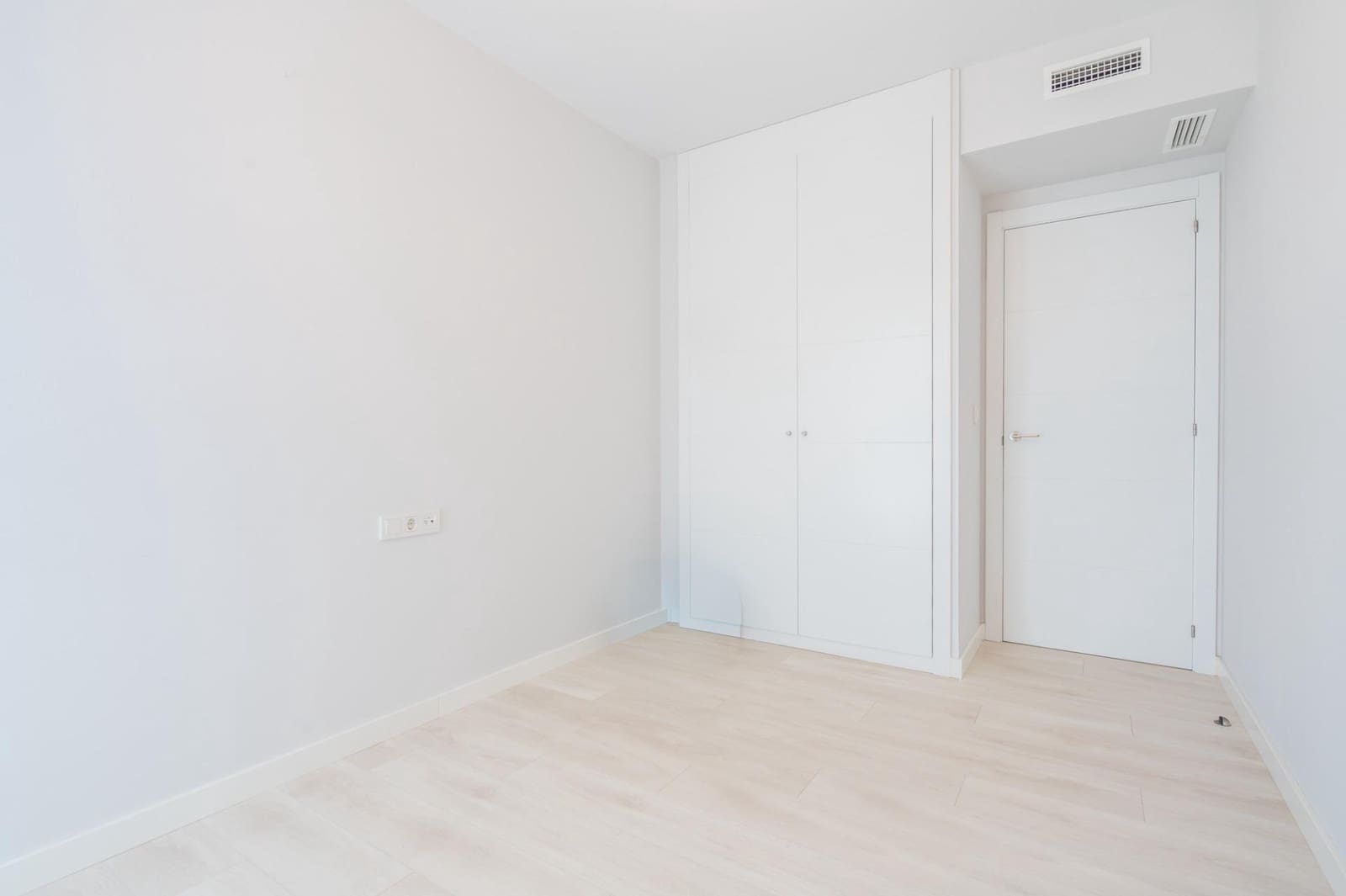 3 soveværelse Lejlighed til salg i Valencia by med swimmingpool garage - € 620.000 (Ref: 9867347)