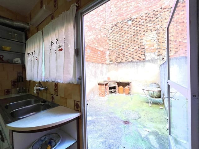 6 soverom Hus til salgs i Quesa - € 99 900 (Ref: 9867348)