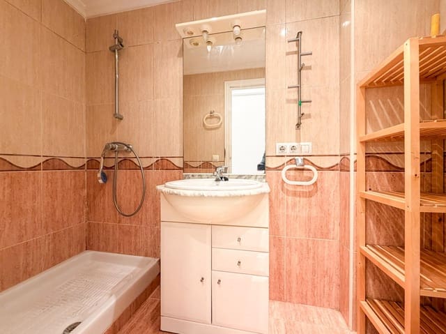 3 makuuhuone Asunto myytävänä paikassa Malilla, Valencia kaupunki - 240 000 € (Ref: 9867349)