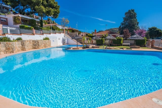 6 chambre Villa/Maison à vendre à Náquera avec piscine garage - 339 500 € (Ref: 9867350)