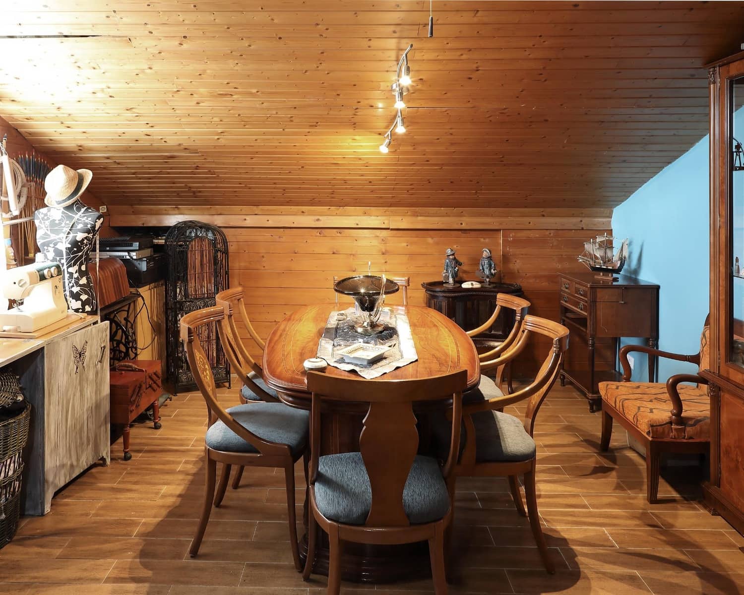 5 soveværelse Villa til salg i Betera med swimmingpool - € 400.000 (Ref: 9867354)