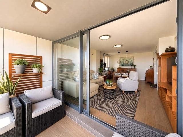 3 soveværelse Lejlighed til salg i Malilla, Valencia by med swimmingpool garage - € 609.000 (Ref: 9867355)