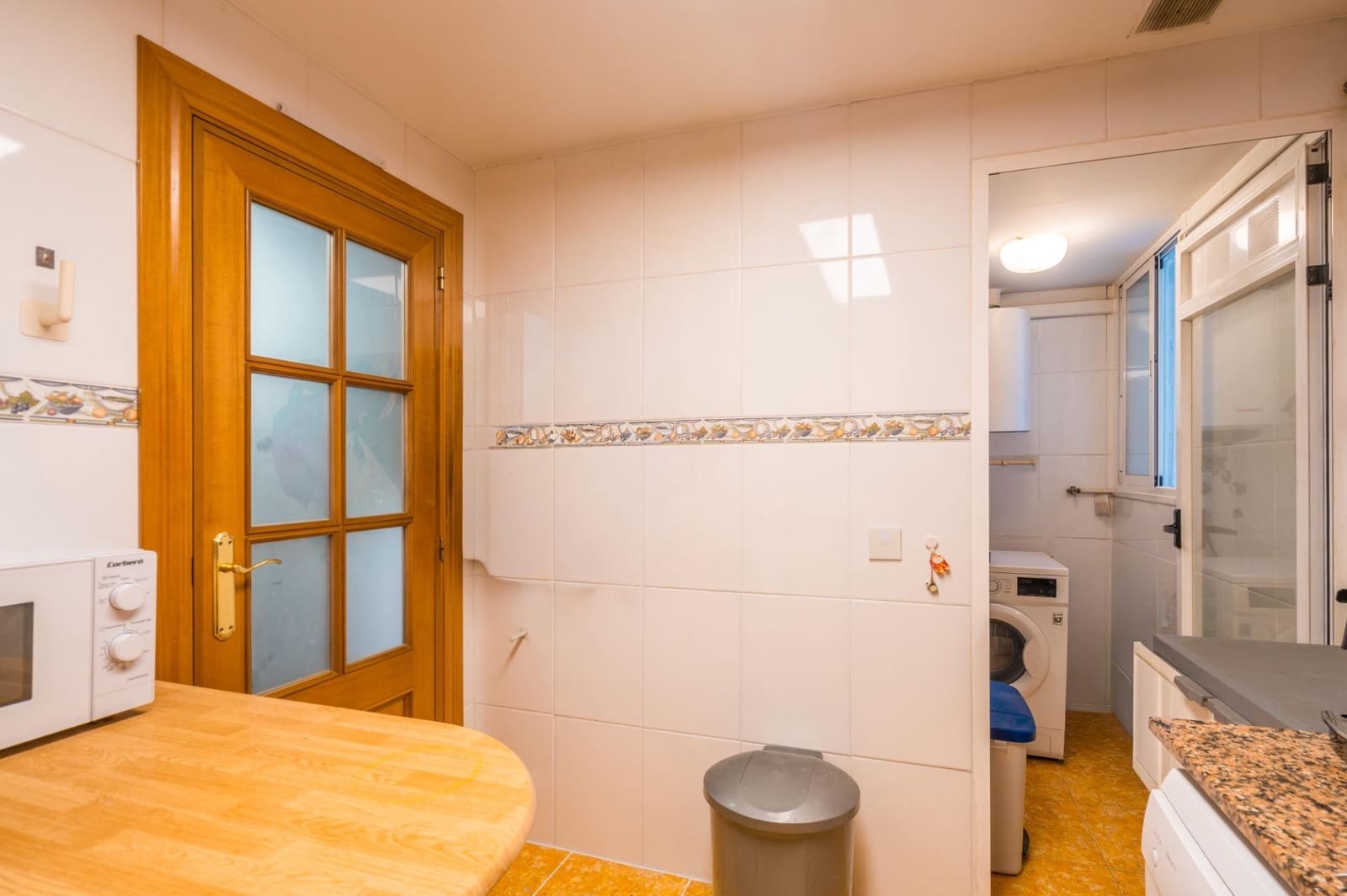 2 soveværelse Lejlighed til salg i Valencia by - € 295.000 (Ref: 9867356)