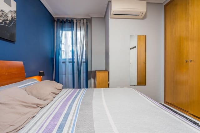 2 soveværelse Lejlighed til salg i Malilla, Valencia by - € 295.000 (Ref: 9867356)