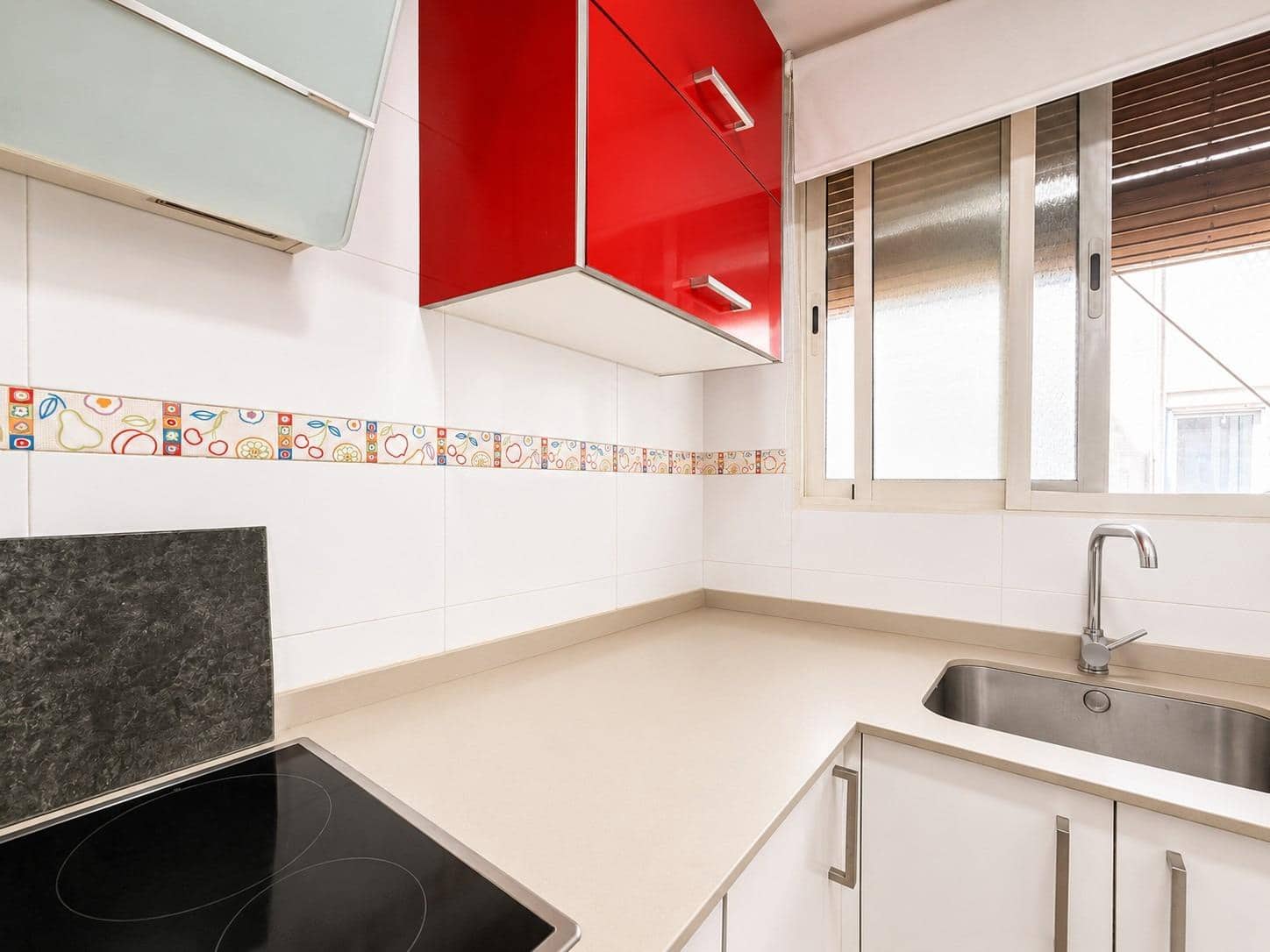 4 soveværelse Lejlighed til salg i Valencia by - € 330.000 (Ref: 9867357)