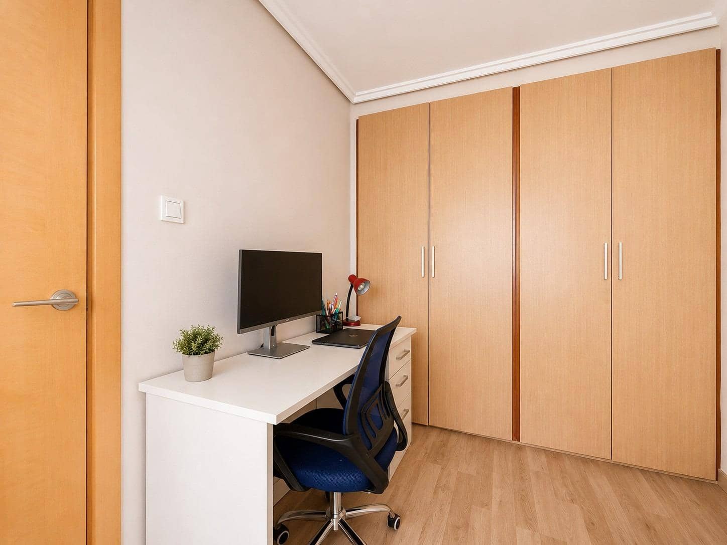 4 soveværelse Lejlighed til salg i Valencia by - € 330.000 (Ref: 9867357)