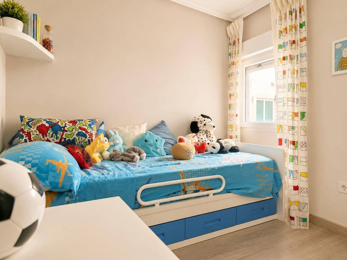4 soveværelse Lejlighed til salg i Valencia by - € 330.000 (Ref: 9867357)