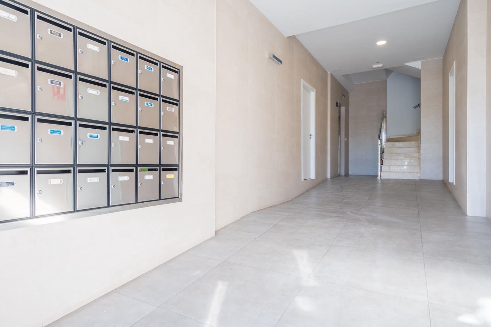 4 soveværelse Lejlighed til salg i Valencia by - € 330.000 (Ref: 9867357)