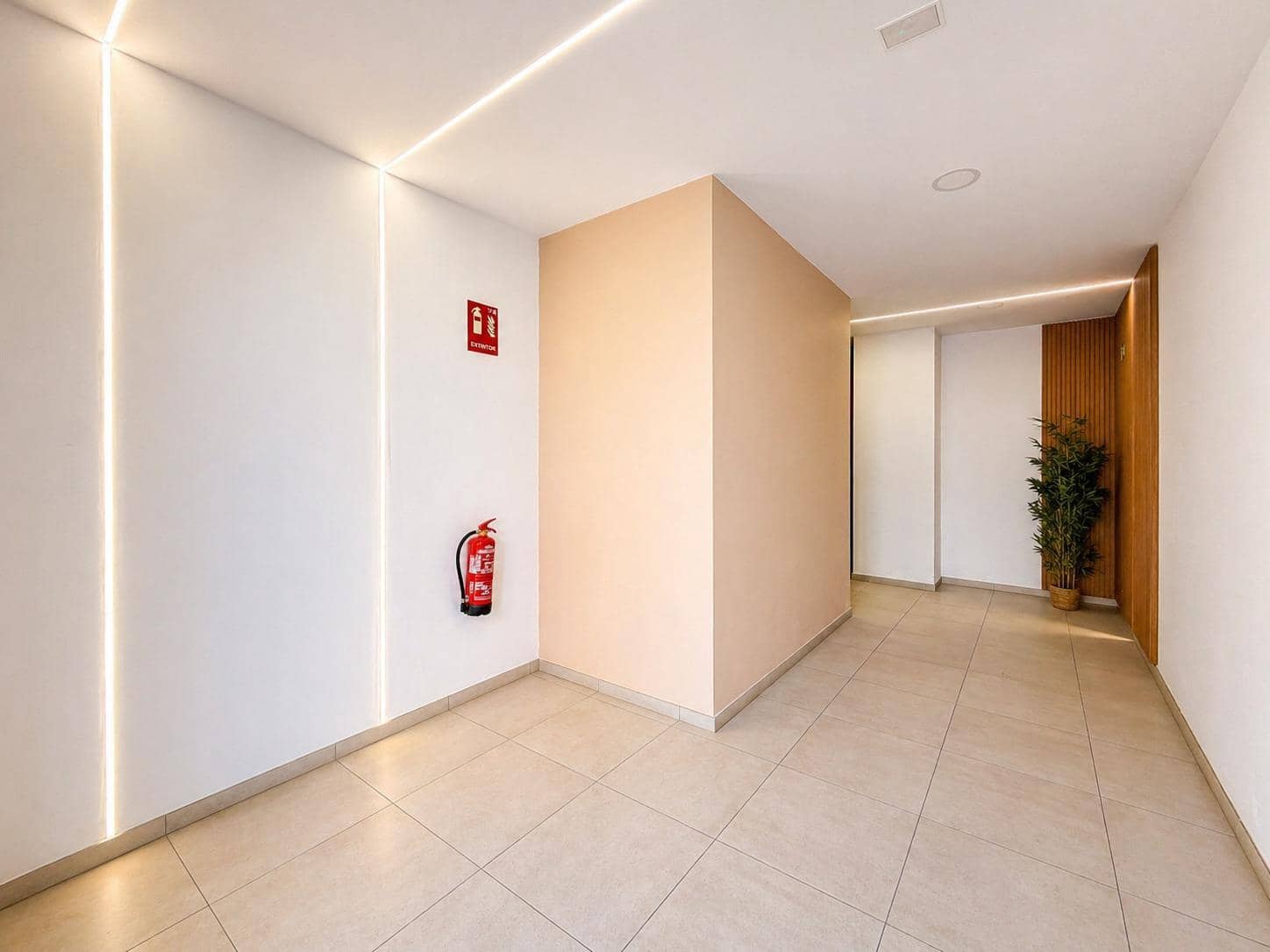 2 sypialnia Mieszkanie na sprzedaż w Miasto Walencja z basenem garażem - 467 500 € (Ref: 9867358)