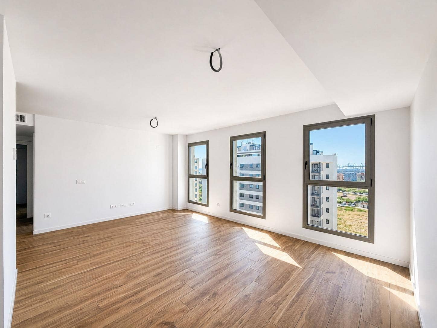 2 sypialnia Mieszkanie na sprzedaż w Miasto Walencja z basenem garażem - 467 500 € (Ref: 9867358)
