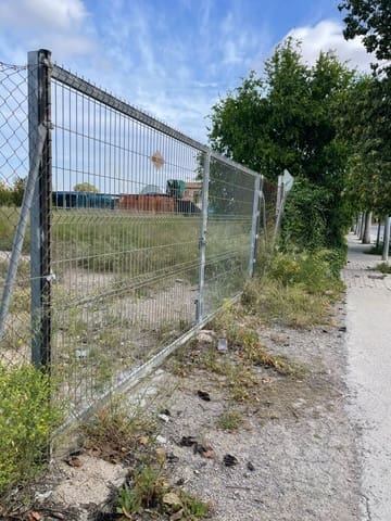 Ubebygd land til leie i La Punta, Valencia by - € 700 (Ref: 9867360)