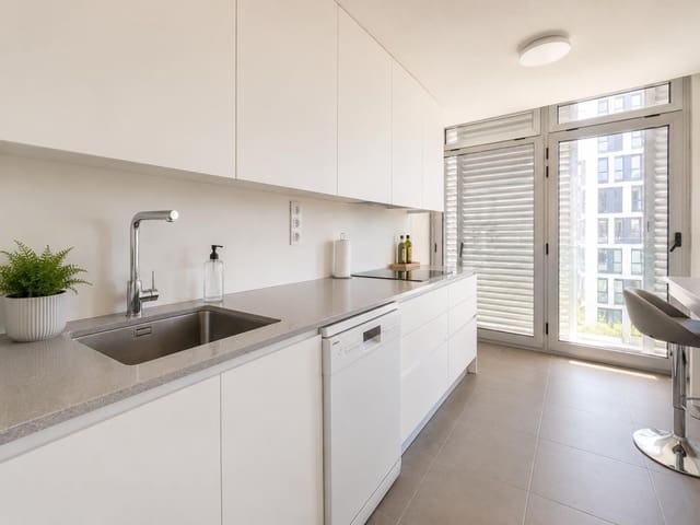 3 makuuhuone Asunto vuokrattavana paikassa Malilla, Valencia kaupunki mukana uima-altaan - 1 750 € (Ref: 9934411)