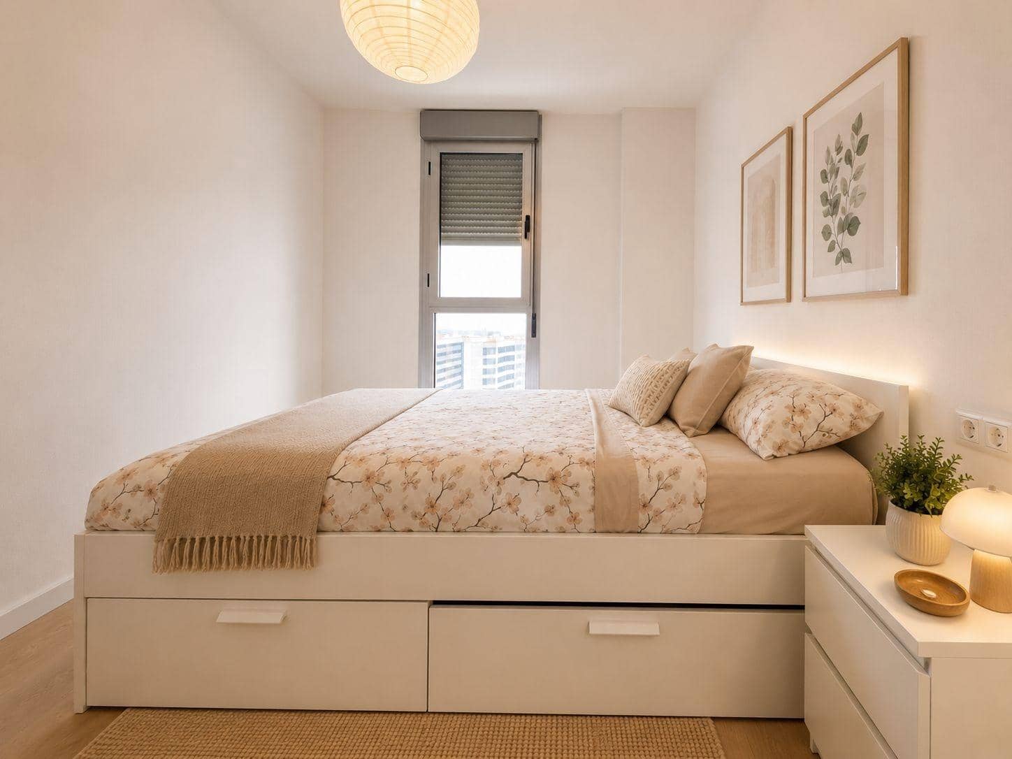 3 makuuhuone Asunto vuokrattavana paikassa Valencia kaupunki mukana uima-altaan - 1 750 € (Ref: 9934411)